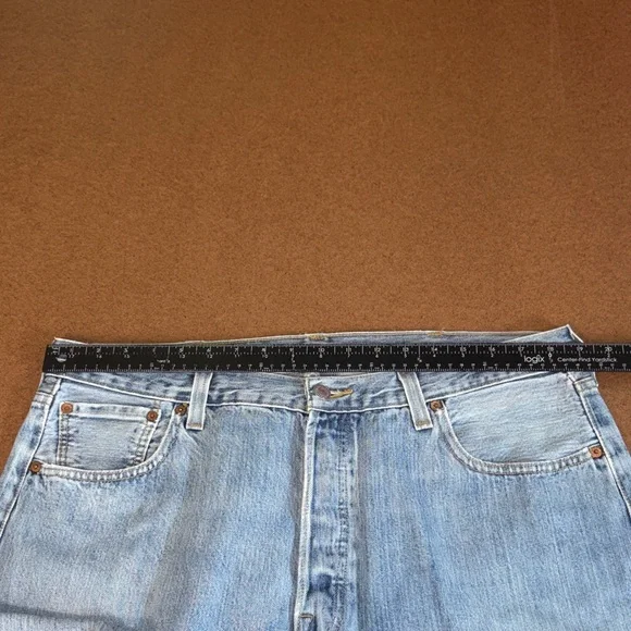 Levi's 501 Men's Straight Jeans in Medium Blue 40x34 - Picture 10 of 14